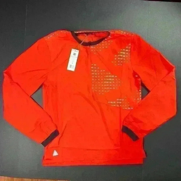 💰HUGE CLEARANCE SALE 💰 NWT  Hoka One One Men’s 1/2 Zip Wind Shell - Picture 1 of 7